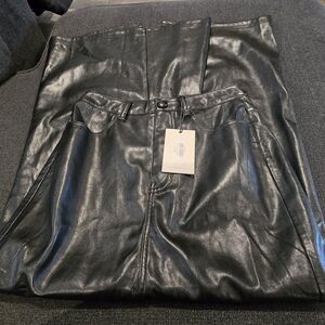 Elan Shiny Black Pencil Skirt